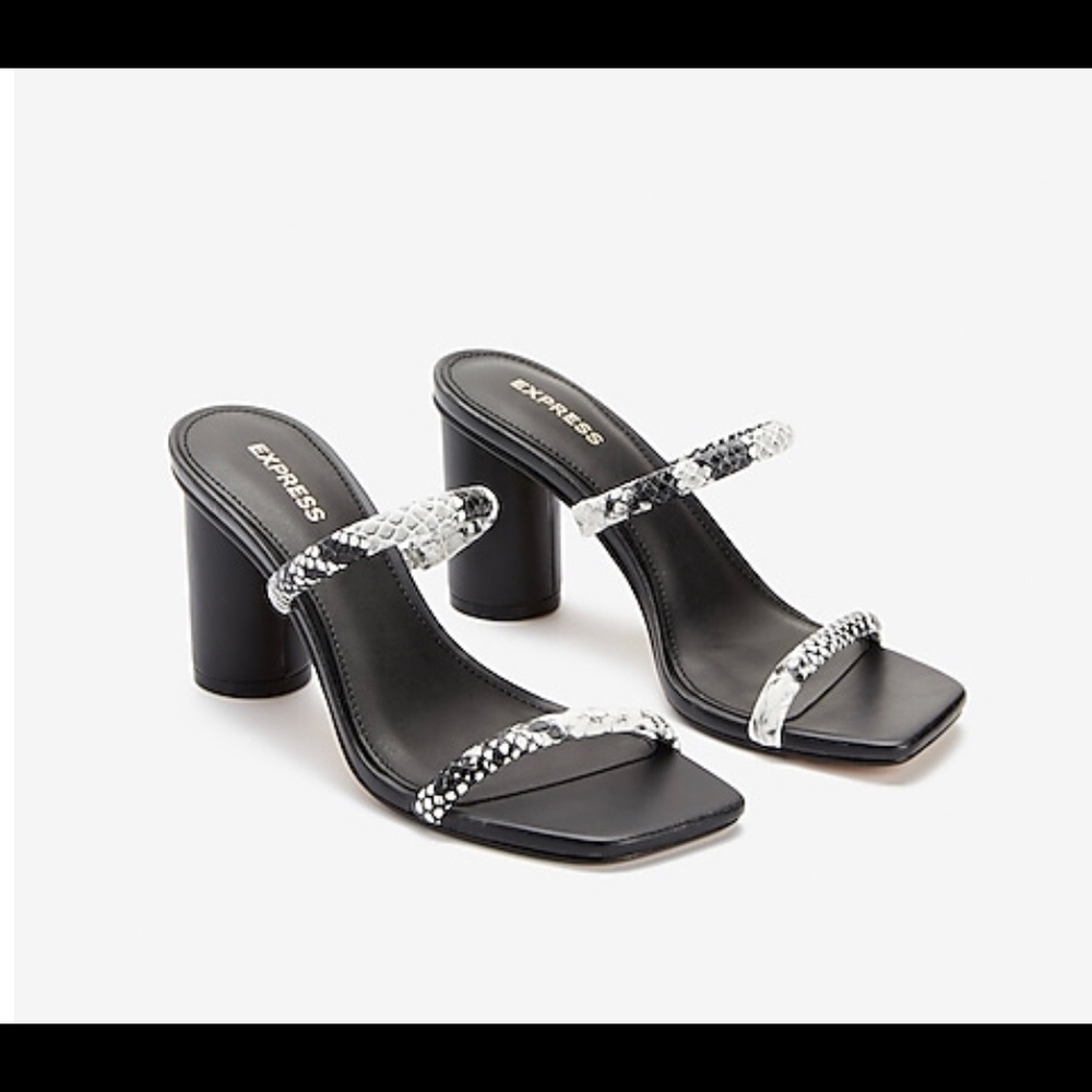 Double band heel sandals